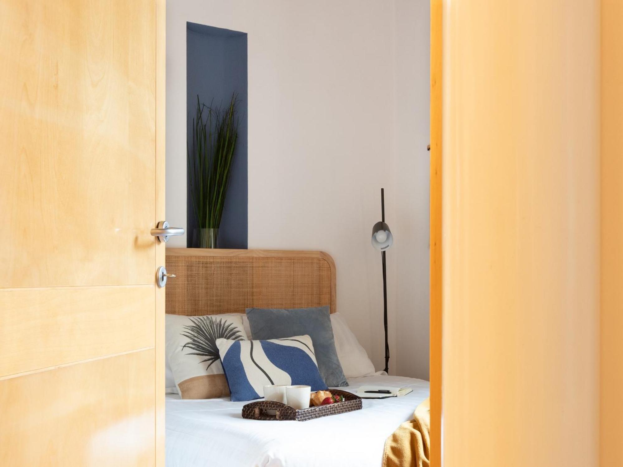 The Best Rent - Two-Bedroom Apartment With Terrace Near Trevi Fountain Rom Exterior foto
